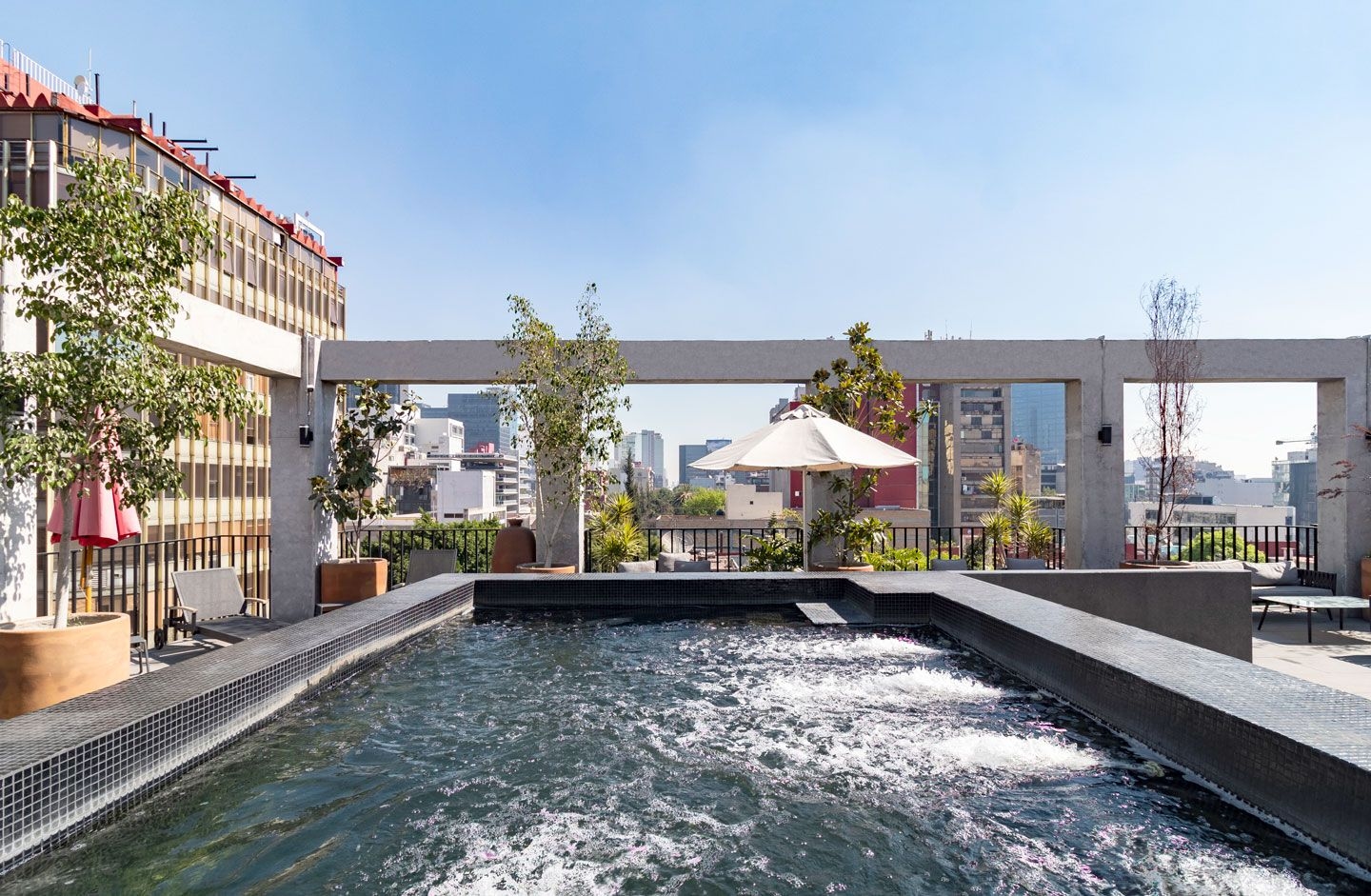 Luxury apartment in Mexico City / Kukun