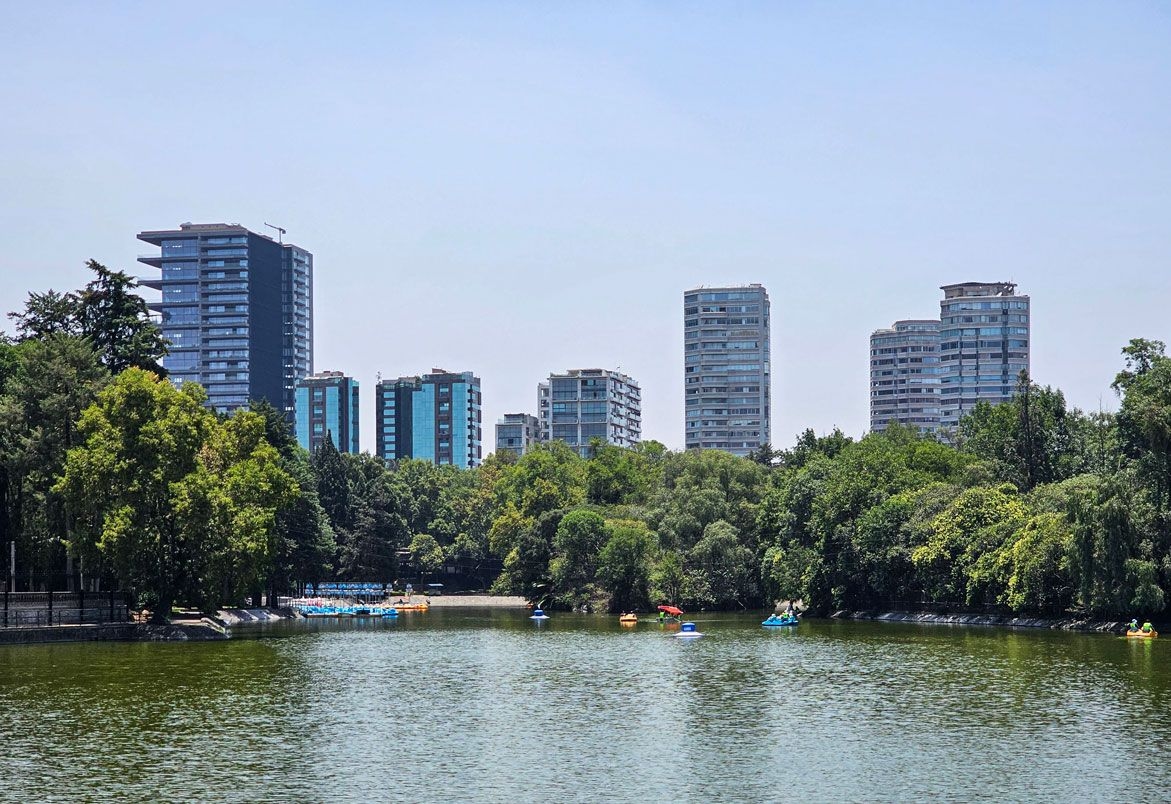 Chapultepec Forest, Mexico City / Kukun